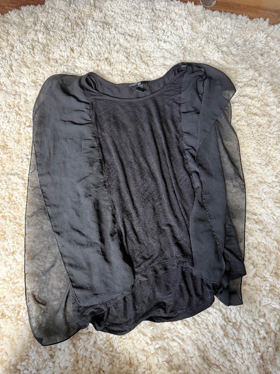 H&M Tops - Lightweight H&M blouse H&M Black Sheer vintage of flow off the shoulder, unique